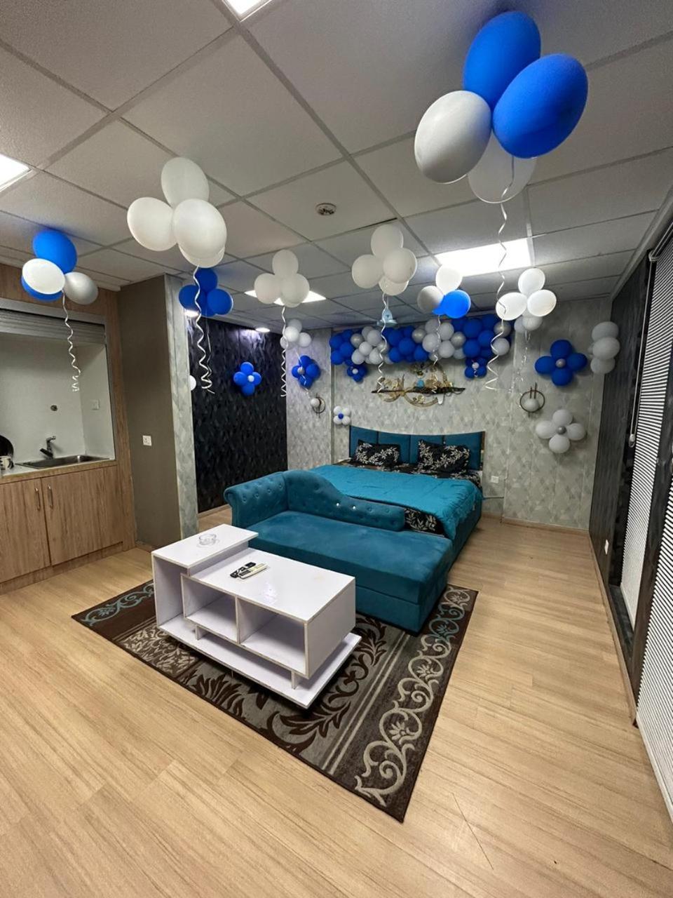 Blue Velvet Dlf My Pad Gomtinagar *